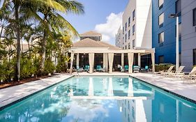 Hilton Garden Inn West Palm Beach Airport 3*